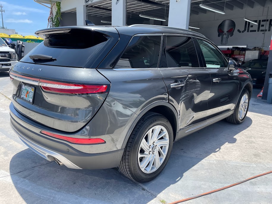 North Miami Beach Auto Body Shop