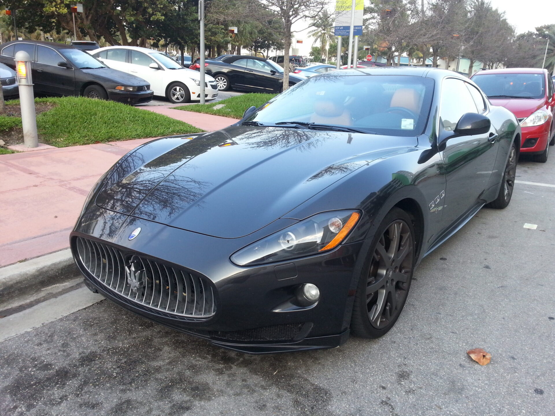 Maserati Auto Body Shop miami